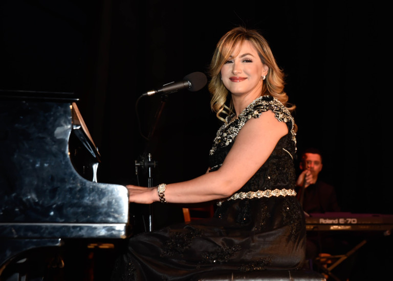 Manal Gherbi en concert à Paris